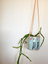 Load image into Gallery viewer, Daisy Boots Planter (hanging)