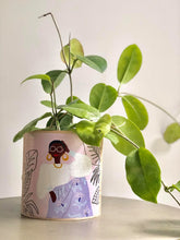 Load image into Gallery viewer, SASSY GIRL PLANTER